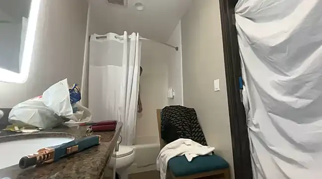 Snapshot of RawRyder8 chatting on December 2024 03:06:01 AM RawRyder8 online show from December 2024 03:06:01 AM