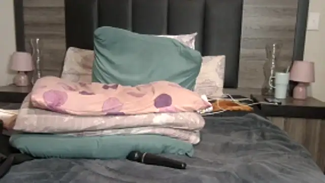 BigButt-MomJ75 online show from April 2026 02:51:02 AM