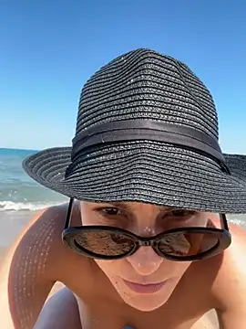 missdaisydiamond777 online show from June 2026 12:04:01 PM
