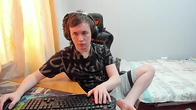 iliaskrislove online show from February 2026 06:53:02 AM