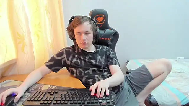 iliaskrislove online show from March 2026 04:23:01 AM