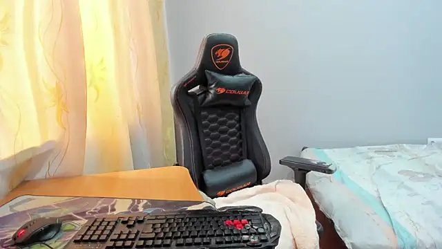 iliaskrislove online show from April 2026 07:26:02 AM