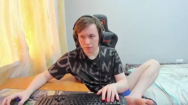 iliaskrislove online show from April 2026 10:00:02 AM