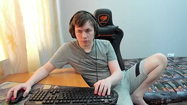 iliaskrislove online show from March 2026 08:37:01 AM