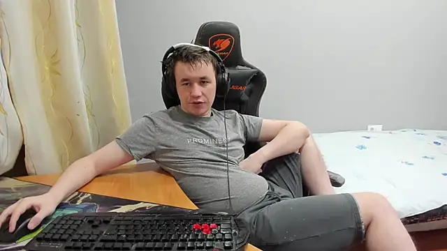 iliaskrislove online show from January 2026 12:34:01 PM