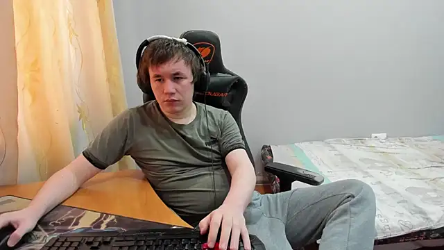 iliaskrislove online show from February 2026 04:59:02 AM