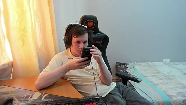 iliaskrislove online show from February 2026 10:04:02 AM