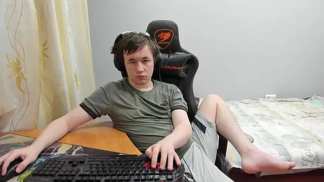 iliaskrislove online show from February 2026 06:48:02 PM