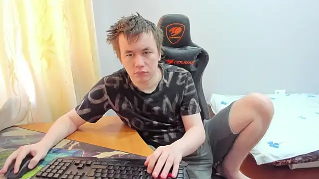 iliaskrislove online show from January 2026 07:23:02 AM