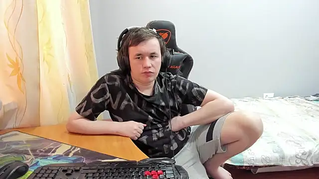 iliaskrislove online show from February 2026 11:40:01 AM