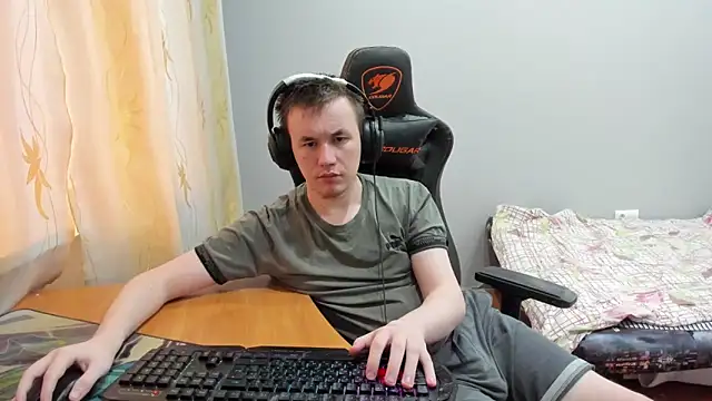 iliaskrislove online show from November 2025 10:52:01 AM