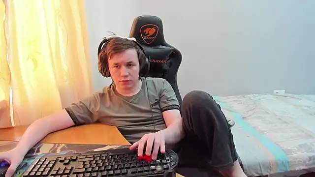 iliaskrislove online show from March 2026 07:25:01 AM