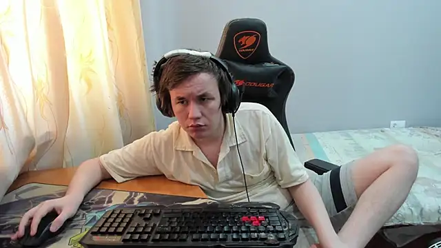 iliaskrislove online show from February 2026 07:16:01 AM