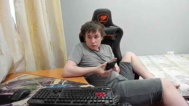 iliaskrislove online show from February 2026 03:51:01 AM