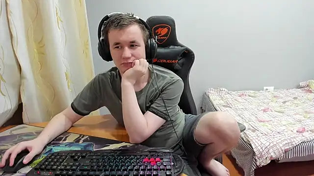 iliaskrislove online show from December 2025 05:55:02 PM