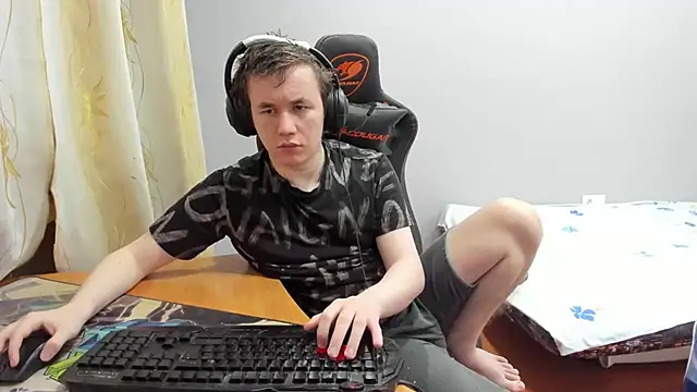 iliaskrislove online show from January 2026 10:25:02 PM