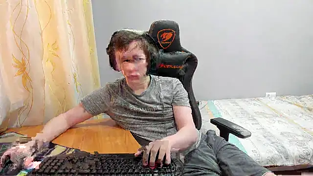 iliaskrislove online show from February 2026 04:23:01 AM