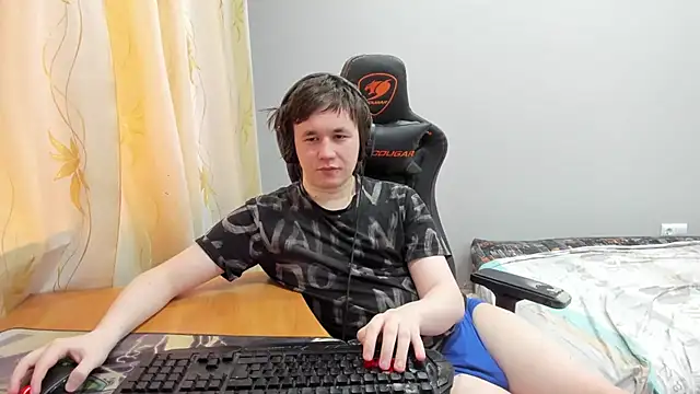 iliaskrislove online show from April 2026 03:57:02 AM