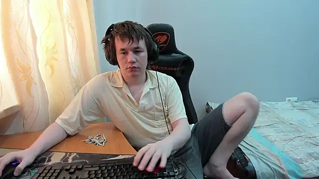 iliaskrislove online show from March 2026 08:08:01 AM