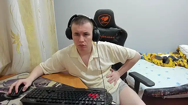 iliaskrislove online show from October 2025 05:25:02 PM