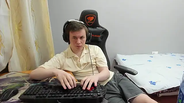 iliaskrislove online show from January 2026 12:39:01 AM