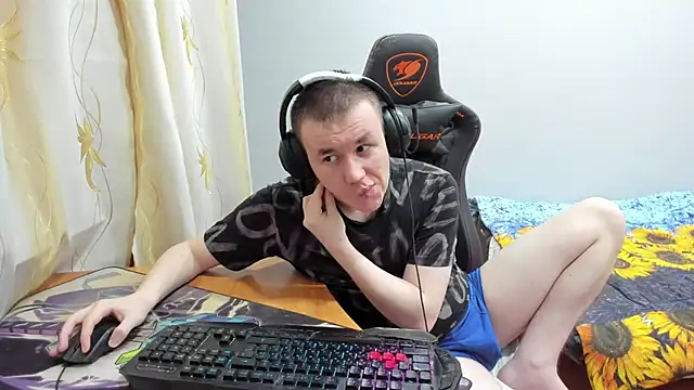 iliaskrislove online show from October 2025 12:44:02 AM