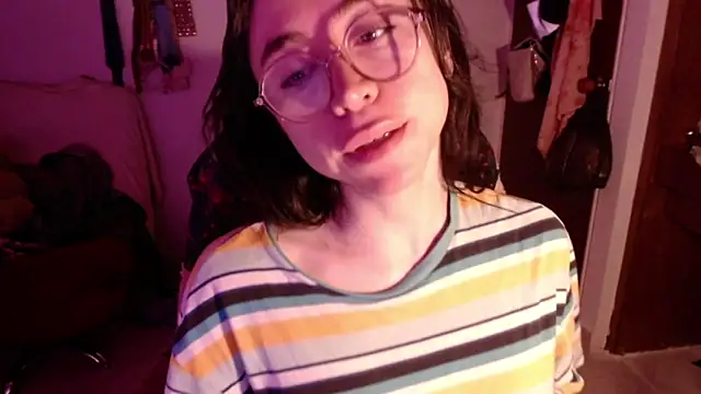 emily pearl  online show from November 2025 07:35:02 AM