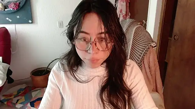 emily pearl  online show from January 2026 12:44:02 PM