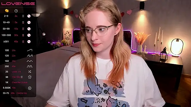 Snapshot of Aemilia_ chatting on July 2026 08:36:01 AM Aemilia online show from July 2026 08:36:01 AM