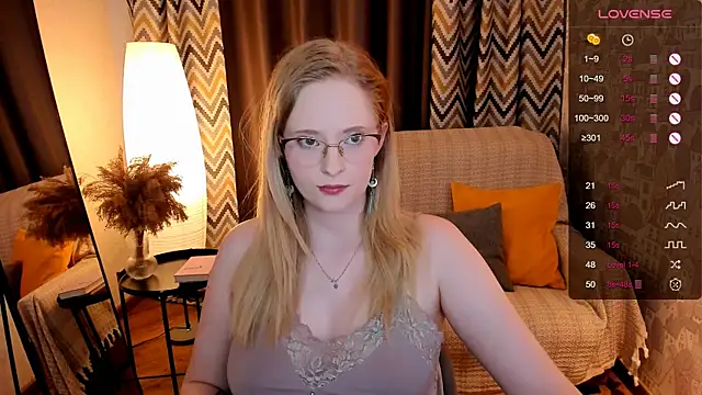Aemilia  online show from October 2025 08:48:02 AM