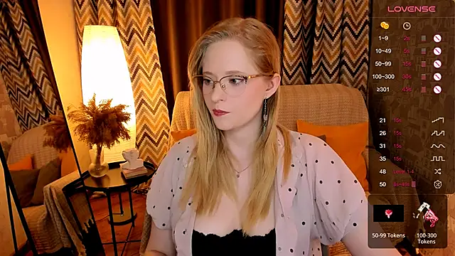 Aemilia  online show from October 2025 08:05:02 AM