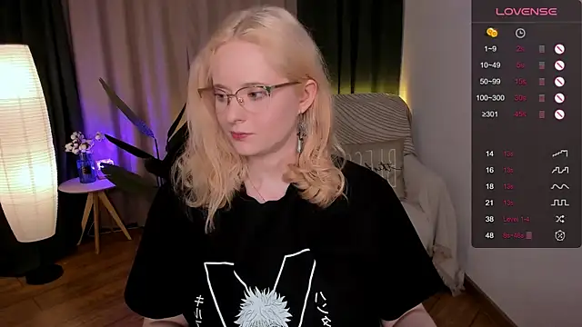 Aemilia  online show from February 2025 12:17:01 PM