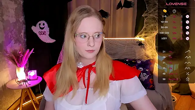 Aemilia  online show from October 2025 06:01:01 AM