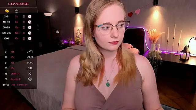 Snapshot of Aemilia_ chatting on May 2026 08:47:01 AM Aemilia online show from May 2026 08:47:01 AM