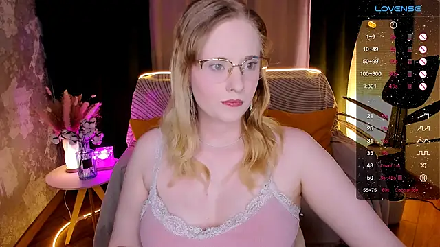 Aemilia  online show from February 2026 08:23:02 AM