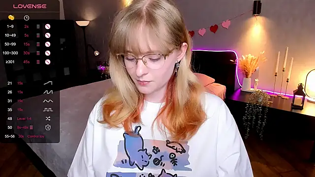 Aemilia  online show from March 2026 08:36:01 AM