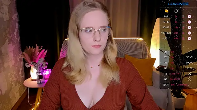 Aemilia  online show from March 2026 02:22:01 AM