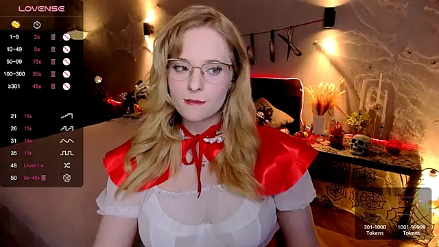 Aemilia  online show from October 2025 08:23:02 AM