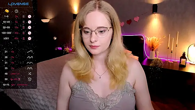 Aemilia  online show from February 2026 08:26:02 AM