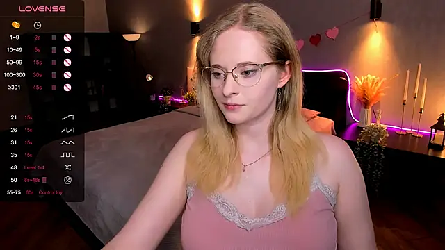 Aemilia  online show from March 2026 08:43:02 AM