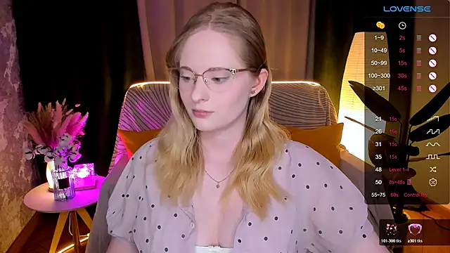 Aemilia  online show from February 2026 08:49:01 AM