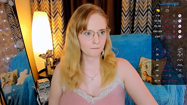 Aemilia  online show from December 2025 08:19:02 AM