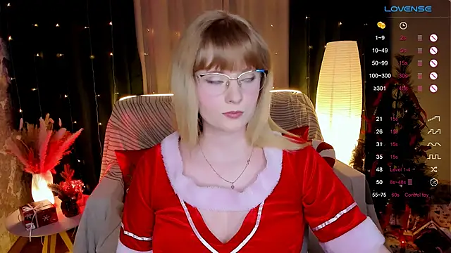 Aemilia  online show from December 2025 02:22:01 AM