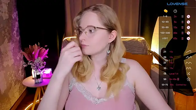 Aemilia  online show from February 2026 07:41:02 AM