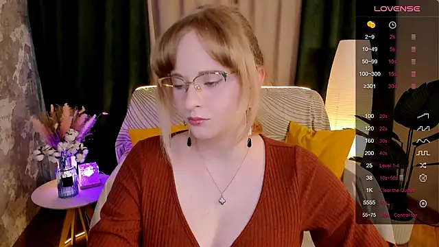 Aemilia  online show from March 2026 08:37:01 AM