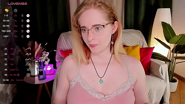 Snapshot of Aemilia_ chatting on May 2026 08:39:02 AM Aemilia online show from May 2026 08:39:02 AM