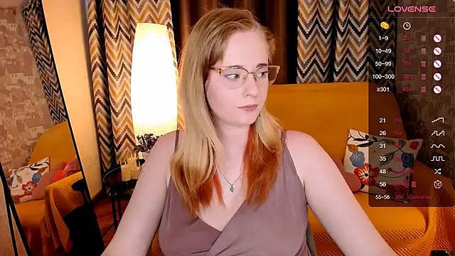 Snapshot of Aemilia_ chatting on May 2026 08:30:02 AM Aemilia online show from May 2026 08:30:02 AM