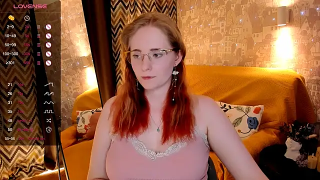 Snapshot of Aemilia_ chatting on June 2026 08:36:02 AM Aemilia online show from June 2026 08:36:02 AM