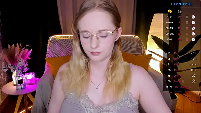 Aemilia  online show from February 2026 08:27:02 AM