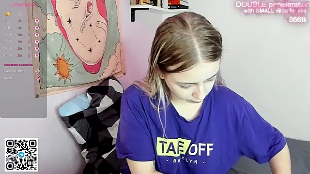 Alice Halle online show from December 2025 09:57:02 AM